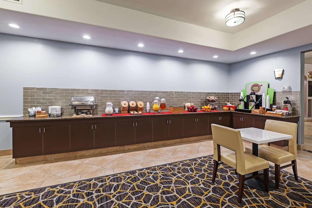 Hotel Sonesta Essential Houston Westchase Extérieur photo